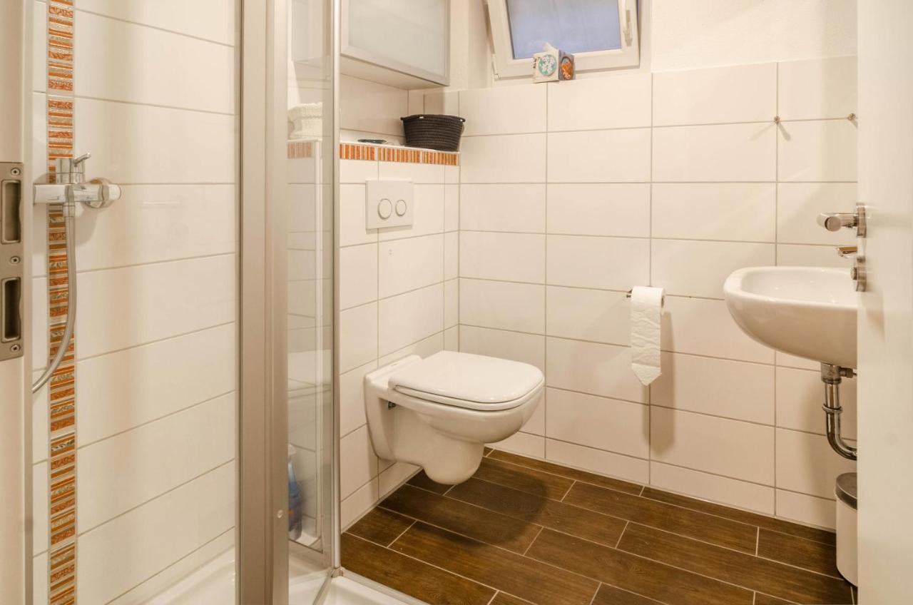 Ferienwohnung Untergeschoss Uberlingen Bagian luar foto